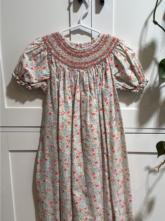 Other - Smocked Floral Puff Sleeve Dress